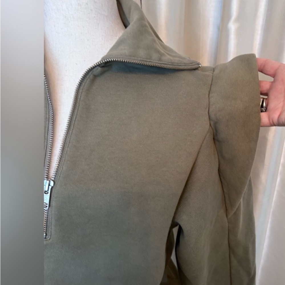 FRAME Sporty Half Zip Ruffle Shoulder Detail Sweatshirt Military Green S EUC - Picture 13 of 14